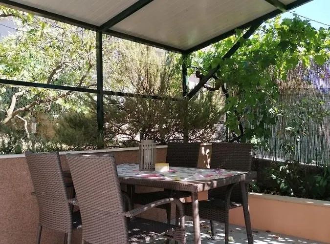 Tudija Apartmán *