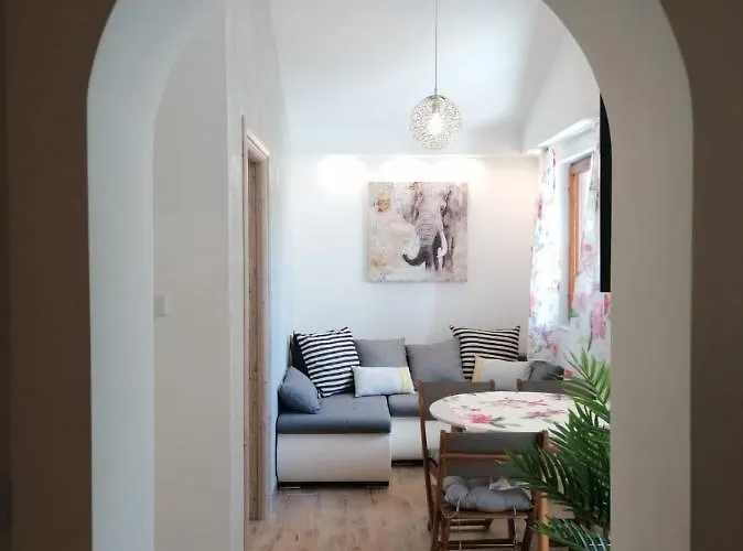 Tudija Apartmán *